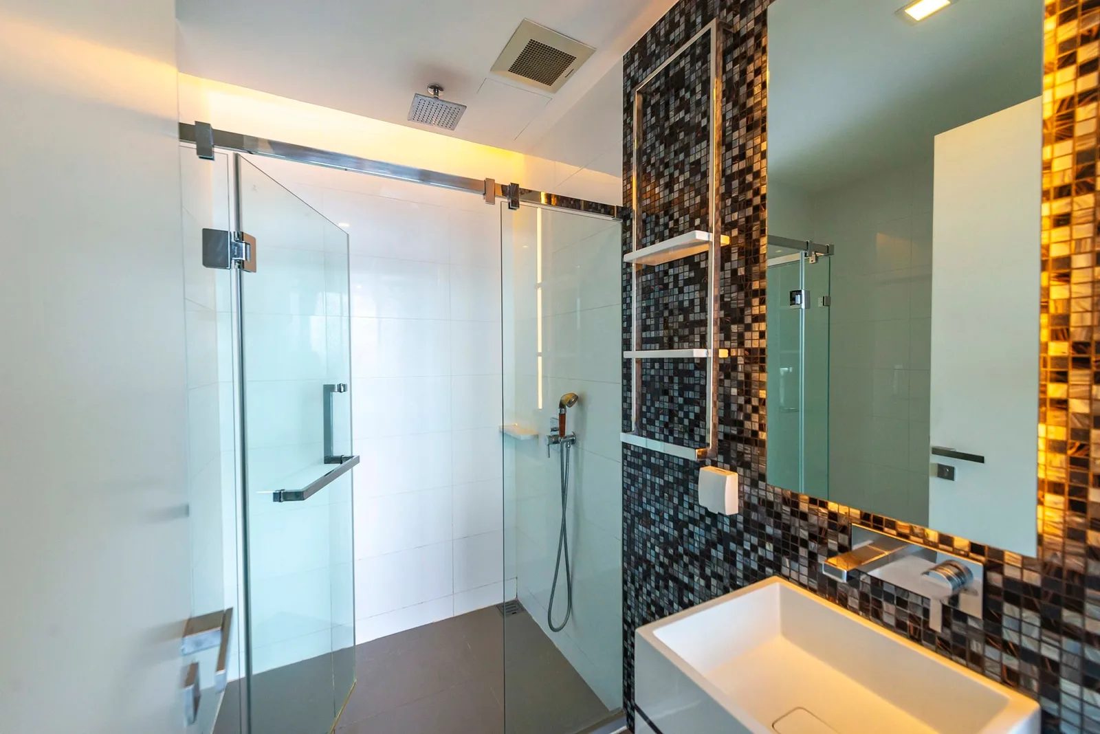 The Room Sukhumvit 69 — photo 12