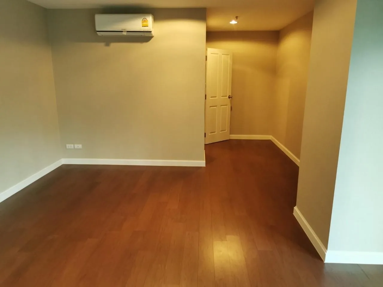 Belle Grand Rama 9 — photo 27