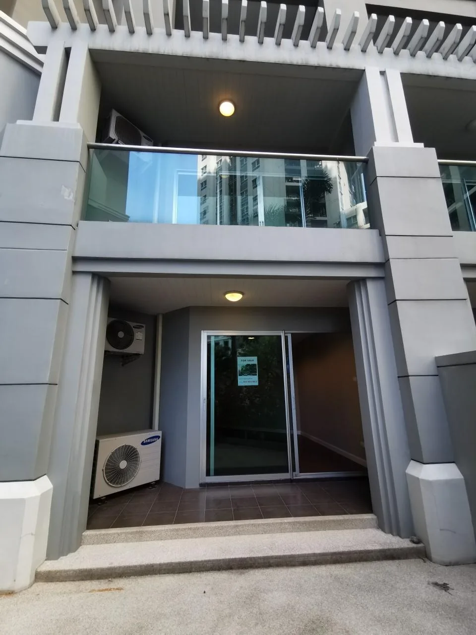 Belle Grand Rama 9 — photo 17