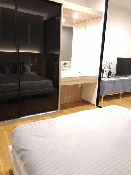 Noble Revolve Silom — photo 8