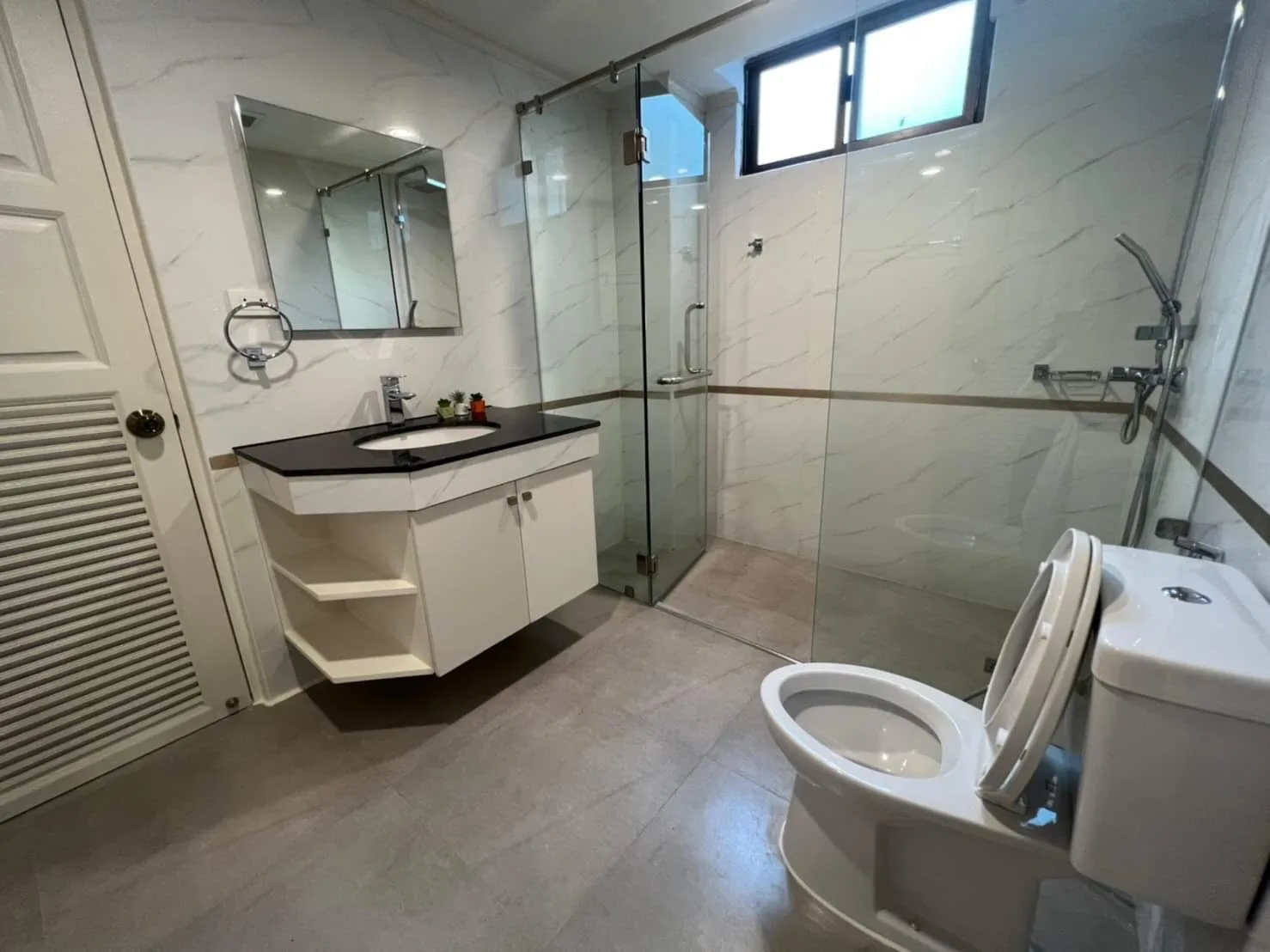 M Tower Apartment — photo 16