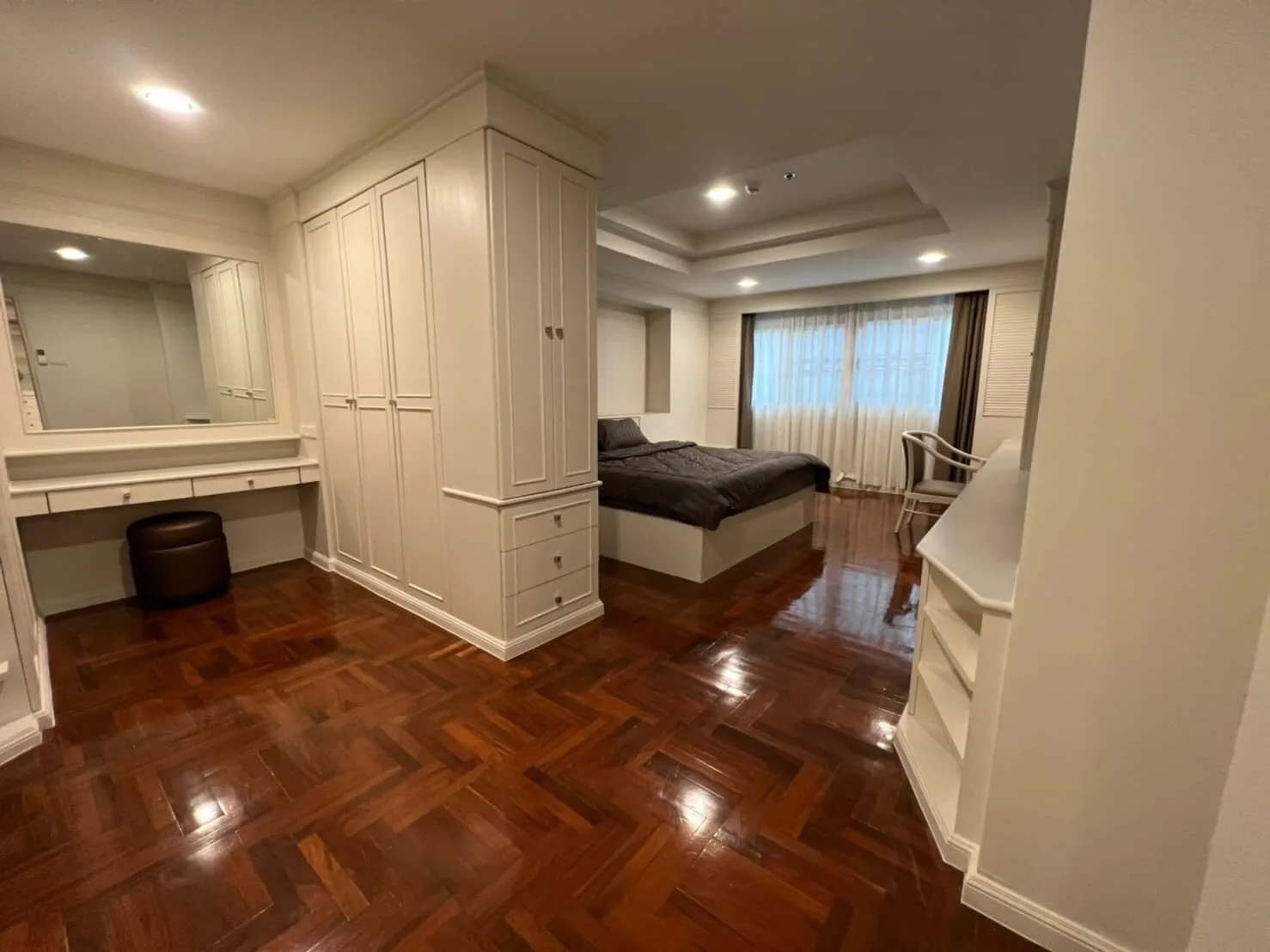 M Tower Apartment — photo 9