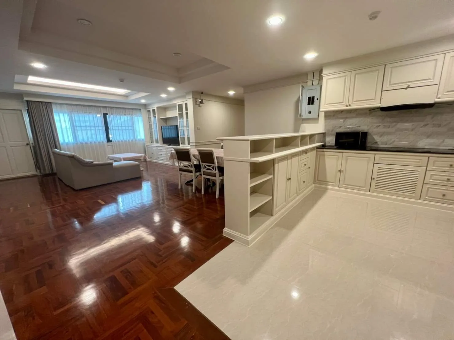M Tower Apartment — photo 4