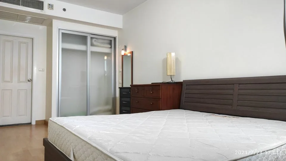 Supalai Premier Place Asoke — photo 8