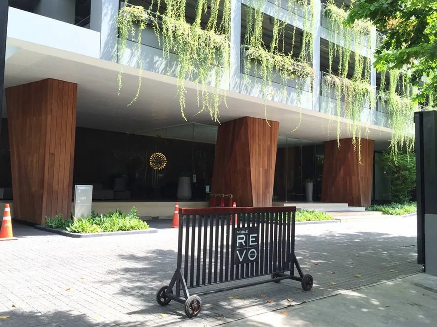 Noble Revolve Silom — photo 9
