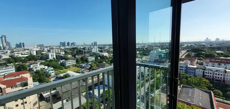 Life Sukhumvit 62 — photo 7