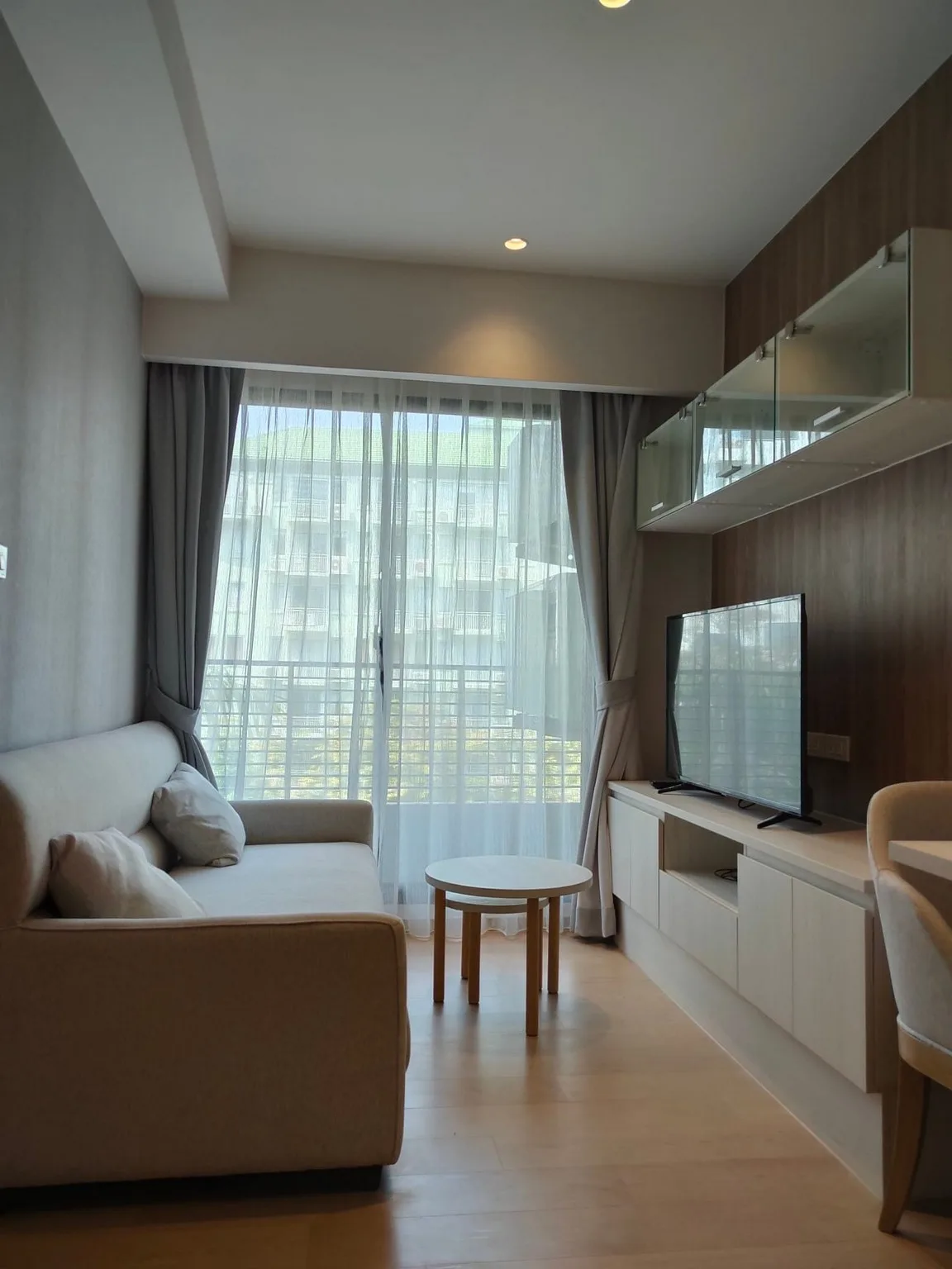 Runesu Thonglor 5 — photo 3
