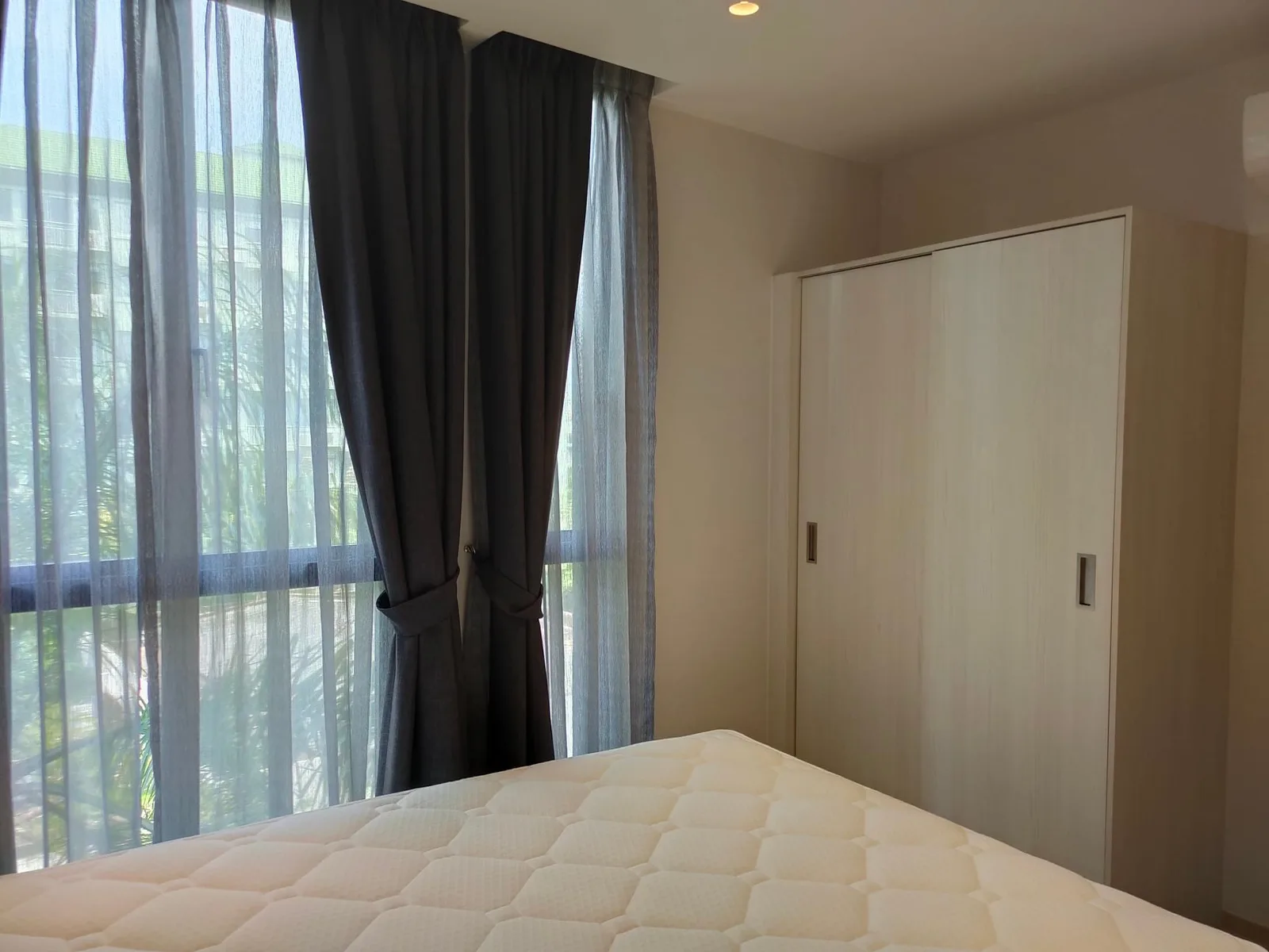 Runesu Thonglor 5 — photo 7