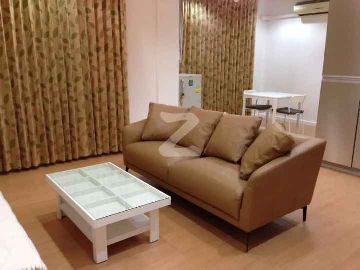 Sathorn House — photo 1