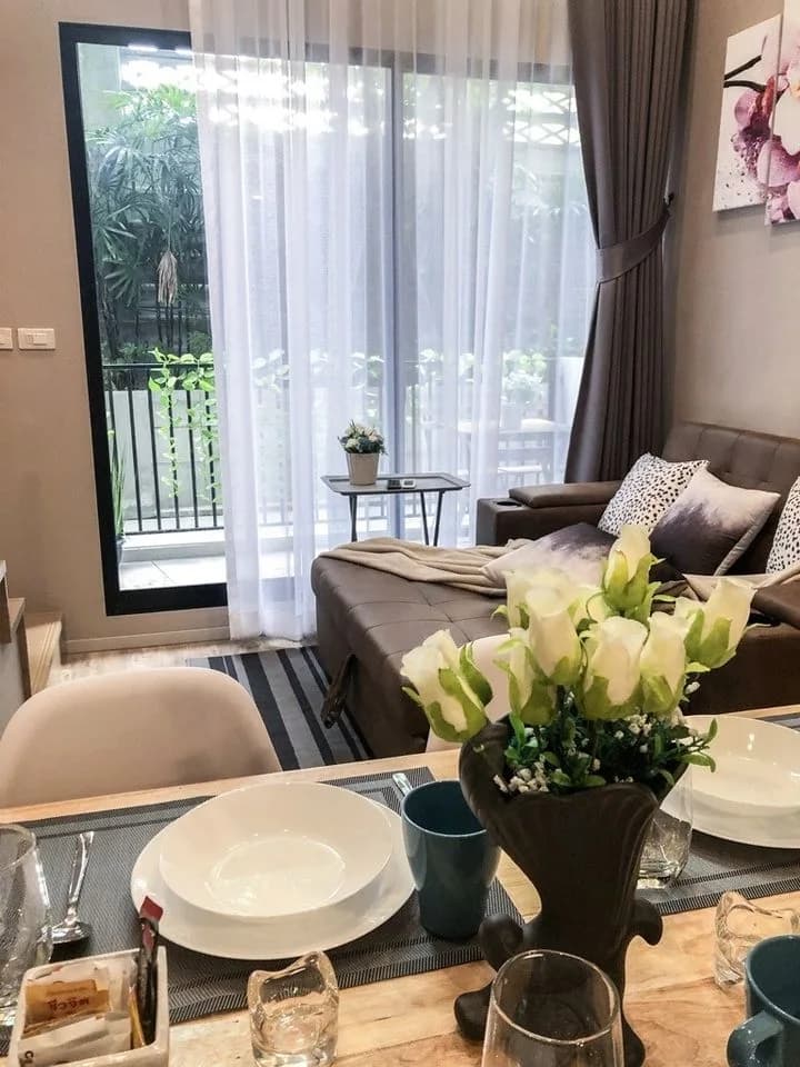 Blossom Condo @ Sathorn - Charoenrat — photo 3