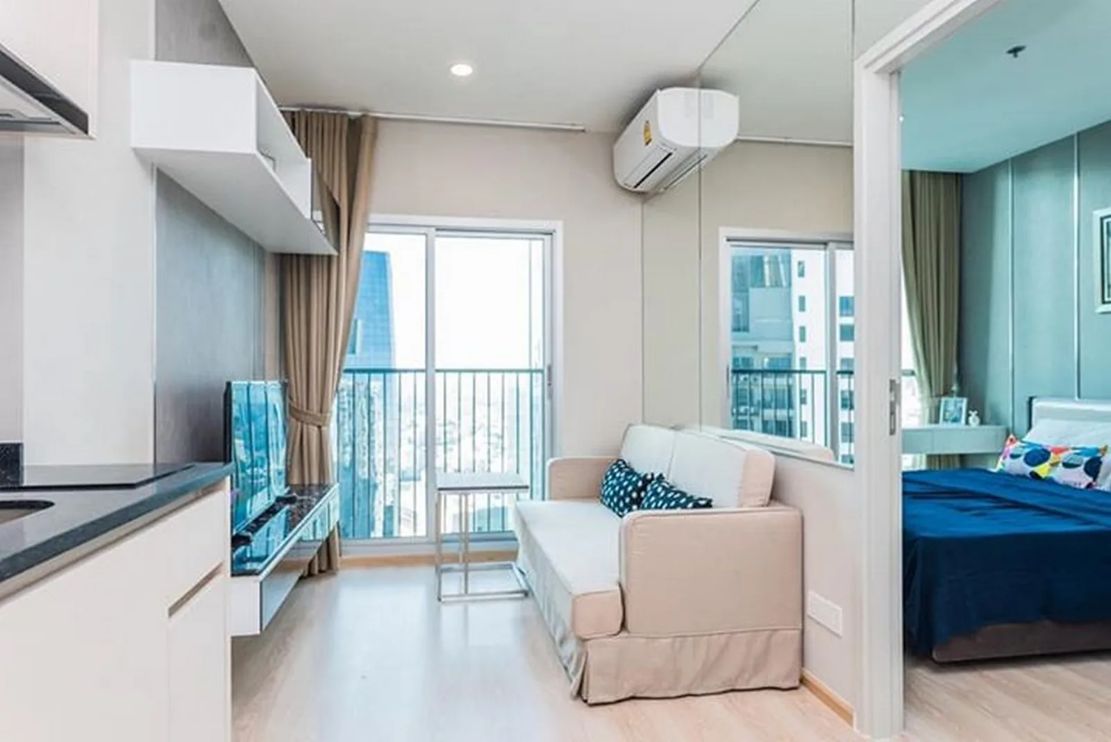 Noble Revolve Ratchada 2 — photo 1