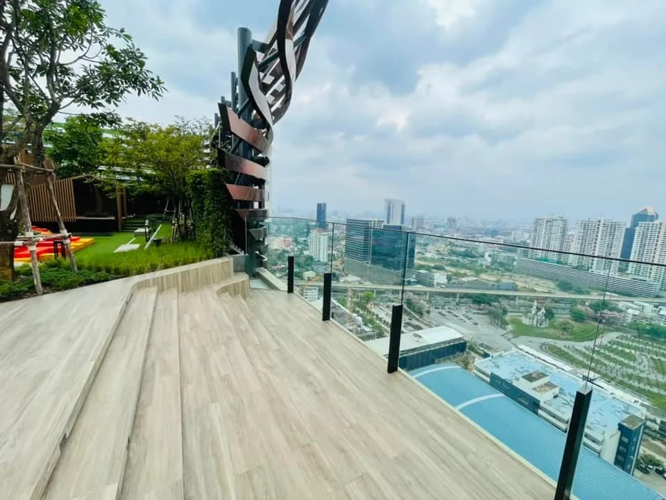 THE LINE Phahonyothin Park — photo 10
