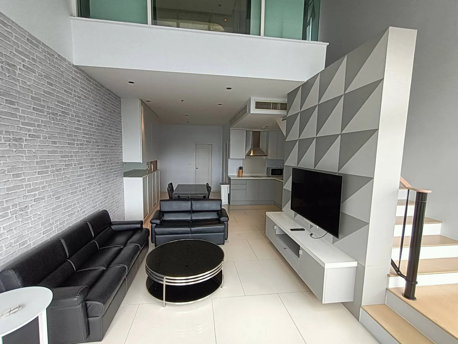 The Emporio Place — photo 1