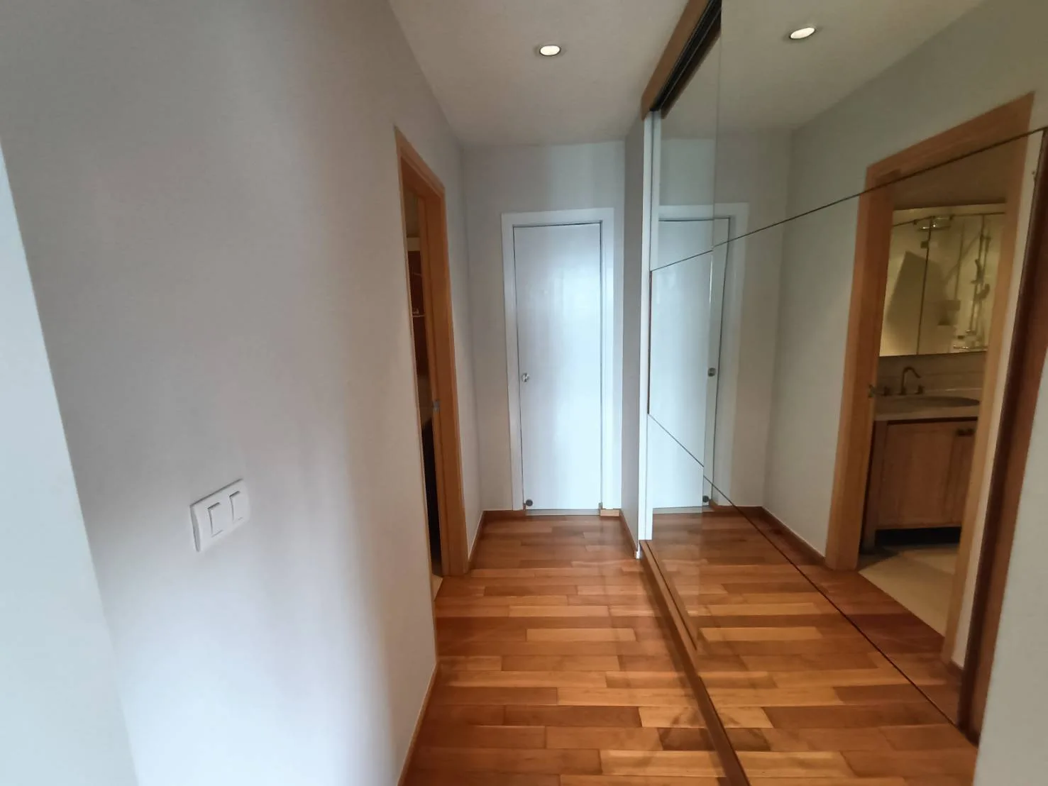 The Emporio Place — photo 13