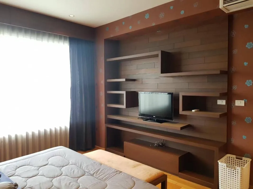 The Emporio Place — photo 7