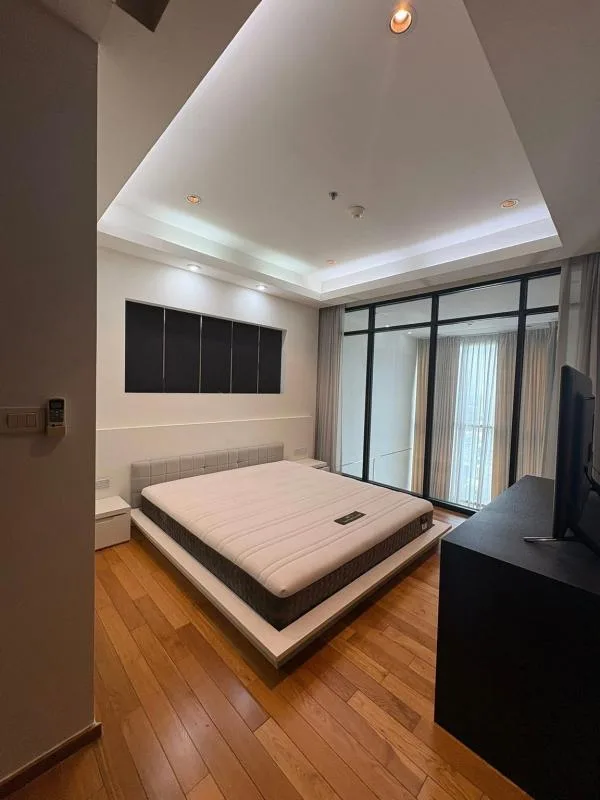 The Emporio Place — photo 10