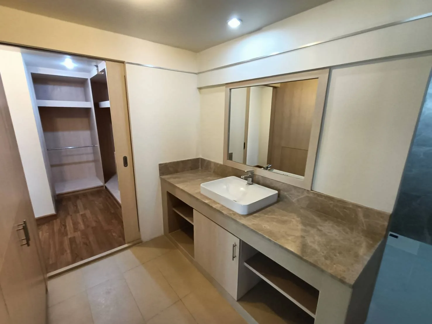 The Emporio Place — photo 17