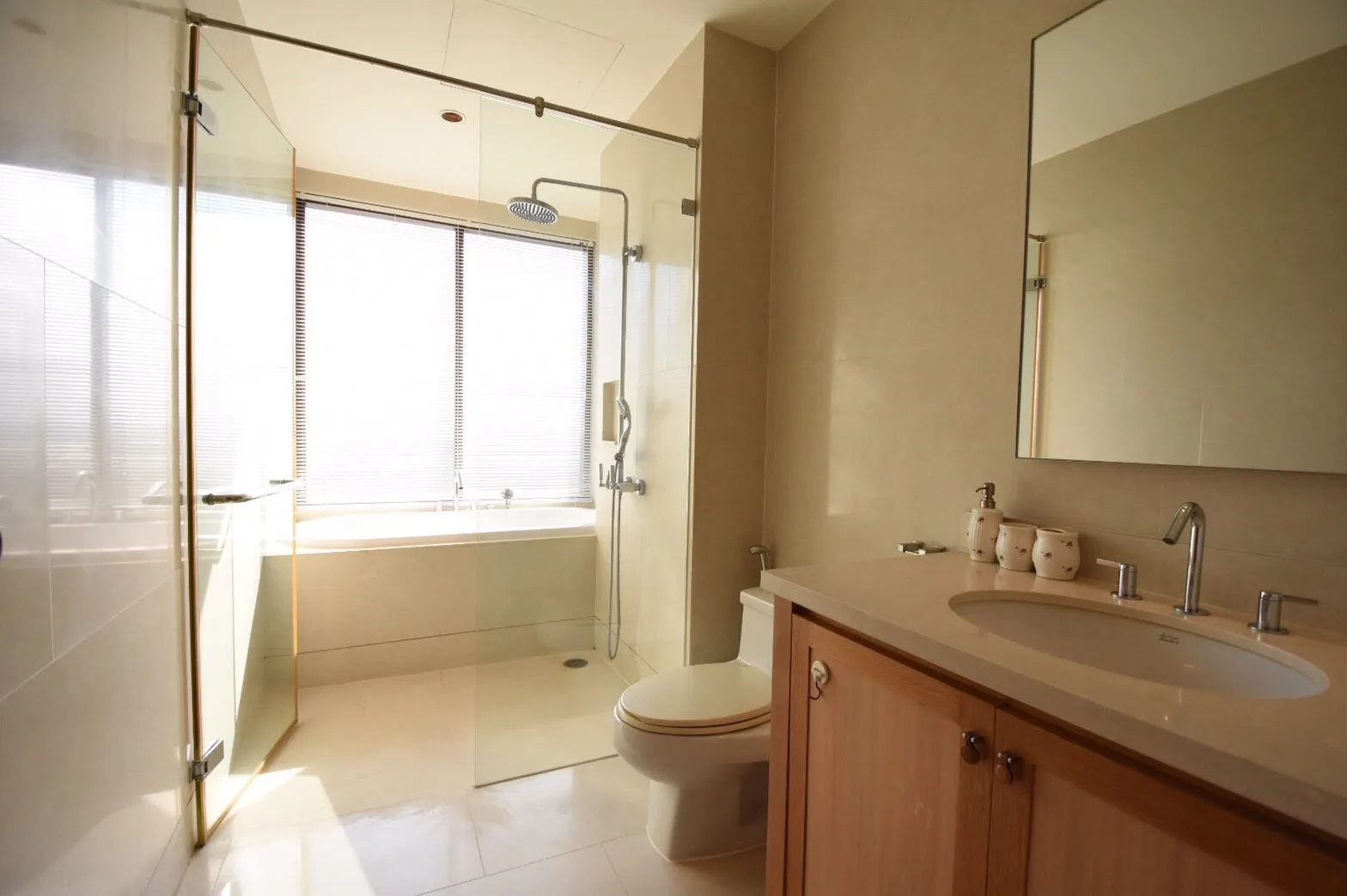 The Emporio Place — photo 10