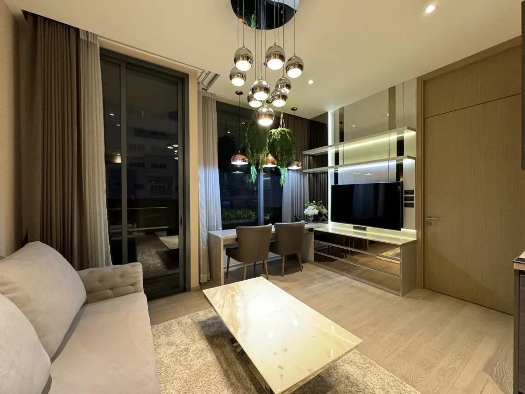 The Esse Asoke — photo 2