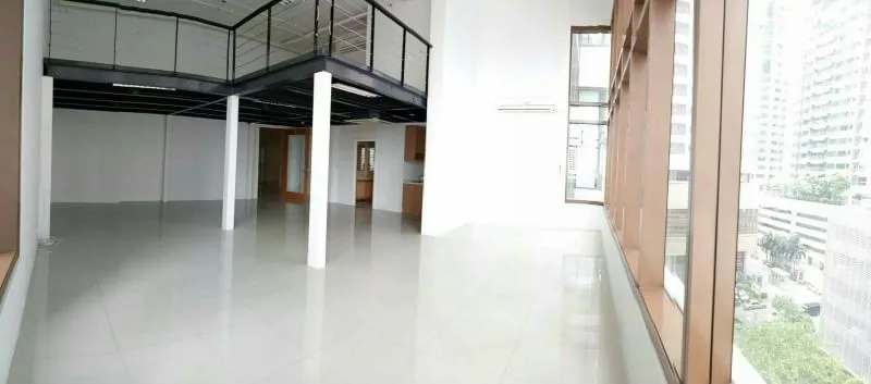 The Emporio Place — photo 2