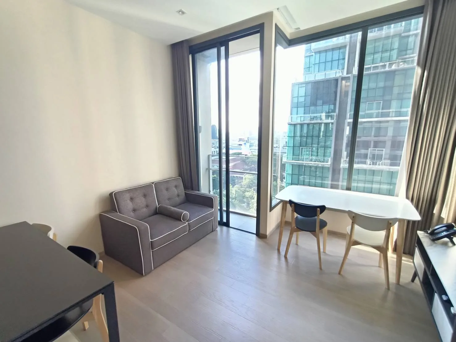 The Esse Asoke — photo 2