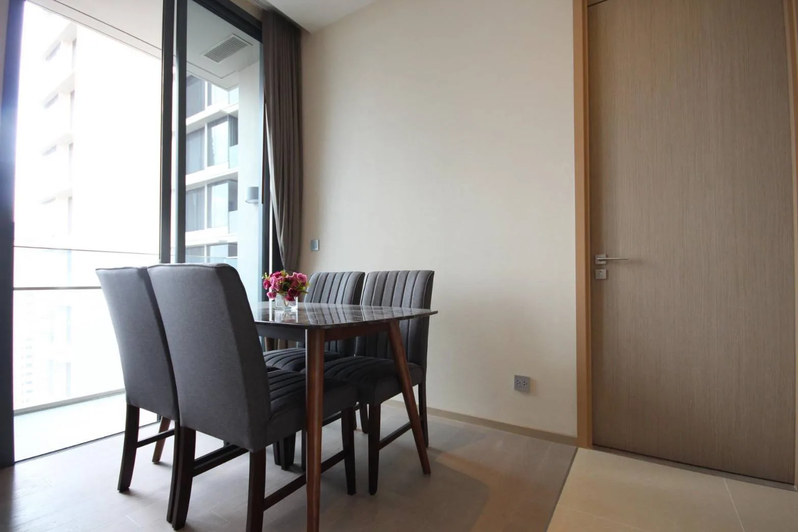 The Esse Asoke — photo 9