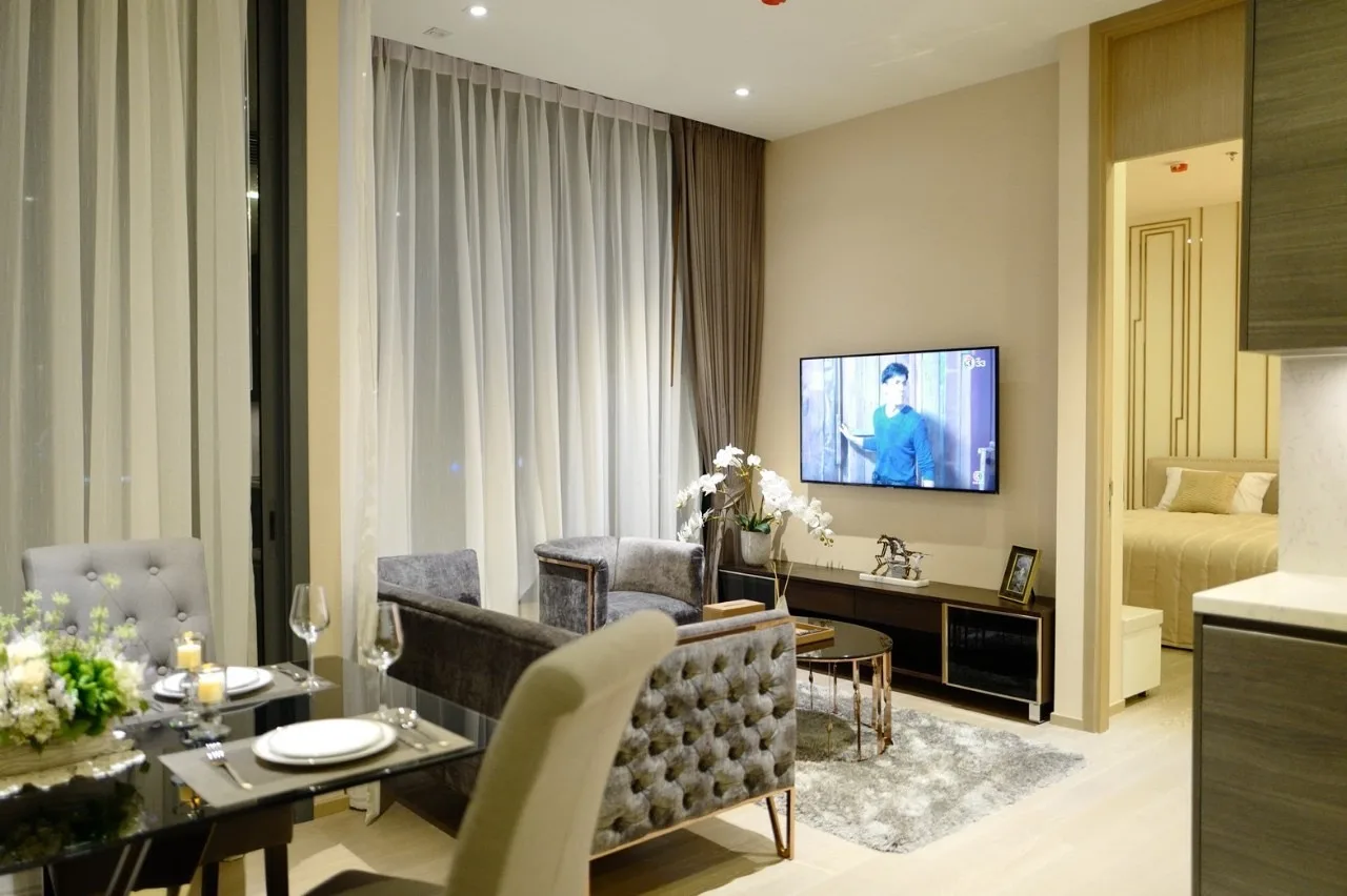 The Esse Asoke — photo 1