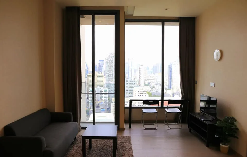 The Esse Asoke — photo 1