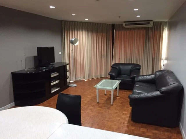 Sukhumvit Suite — photo 2