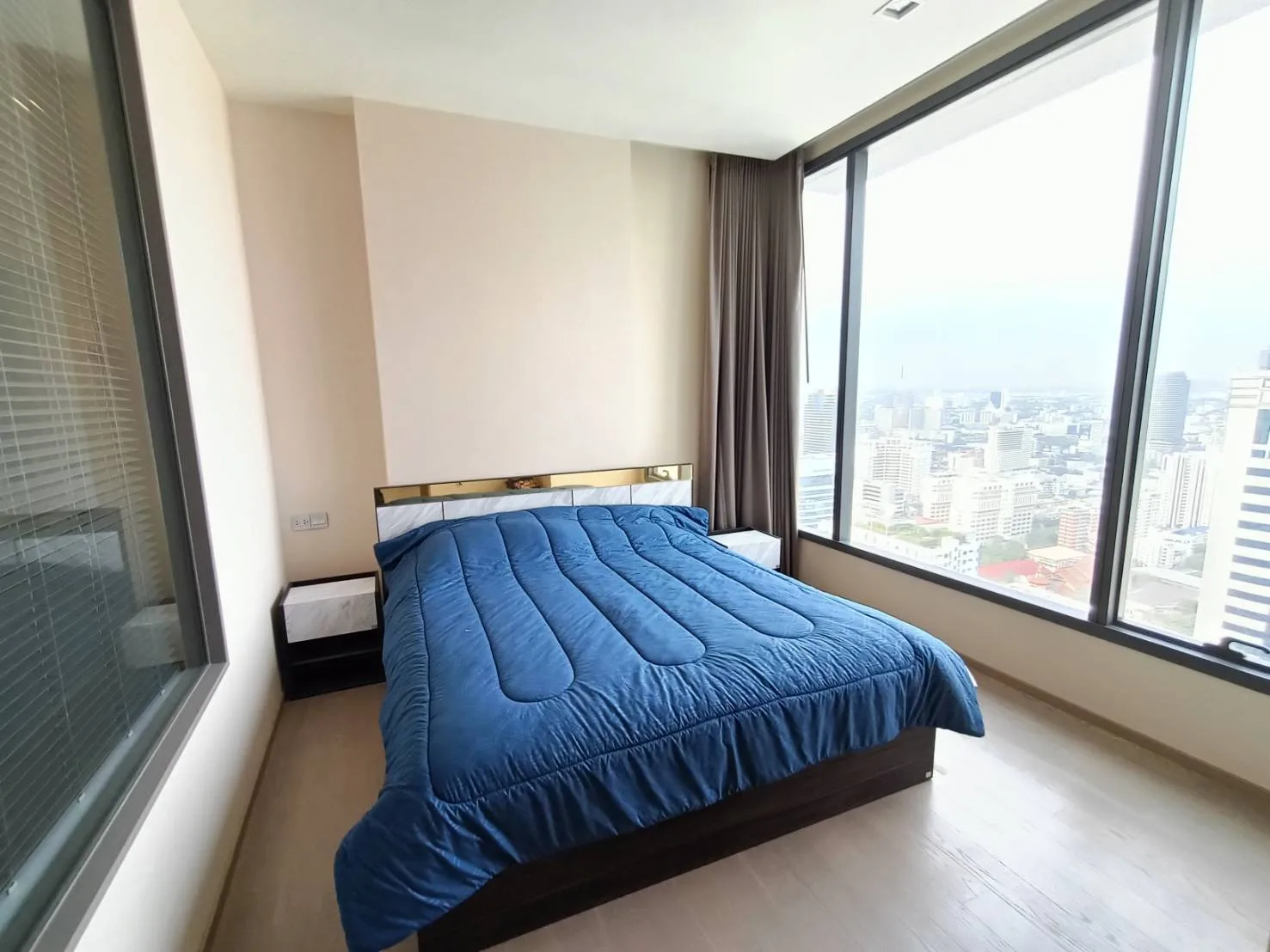 The Esse Asoke — photo 10