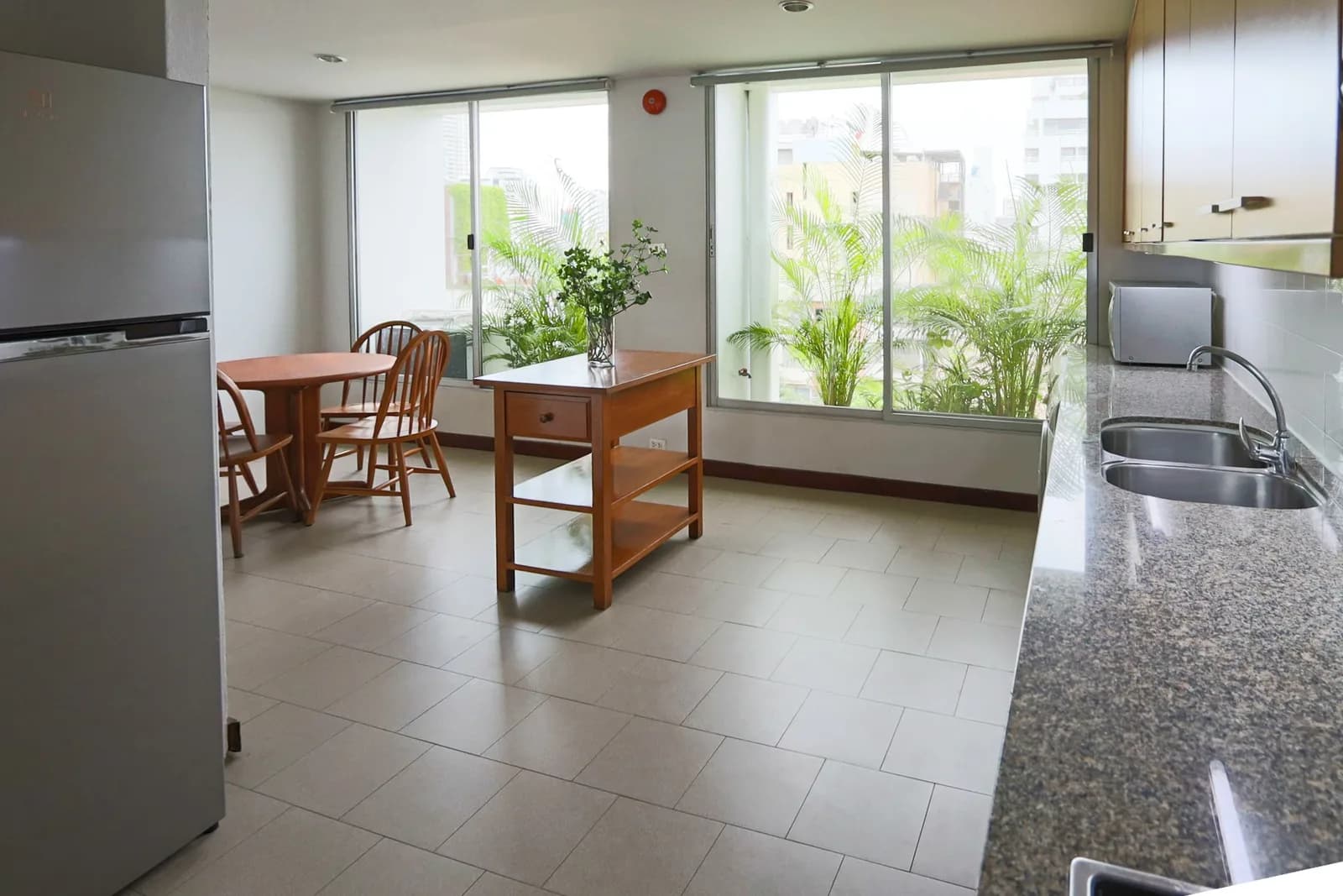 Ariel Apartments — photo 5