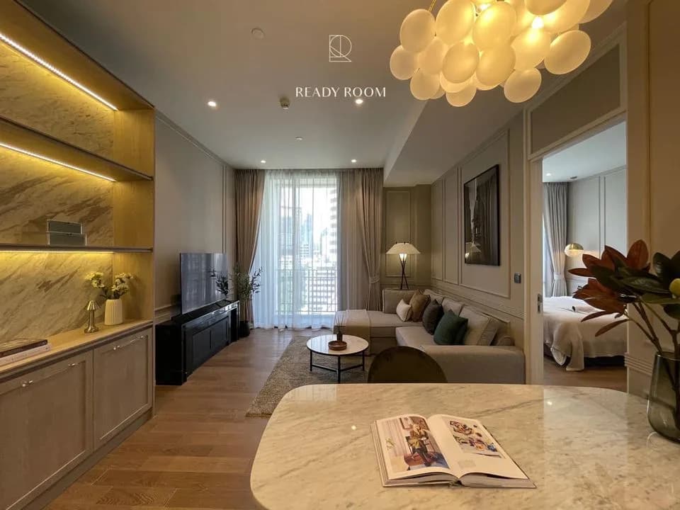 Muniq Langsuan — photo 1