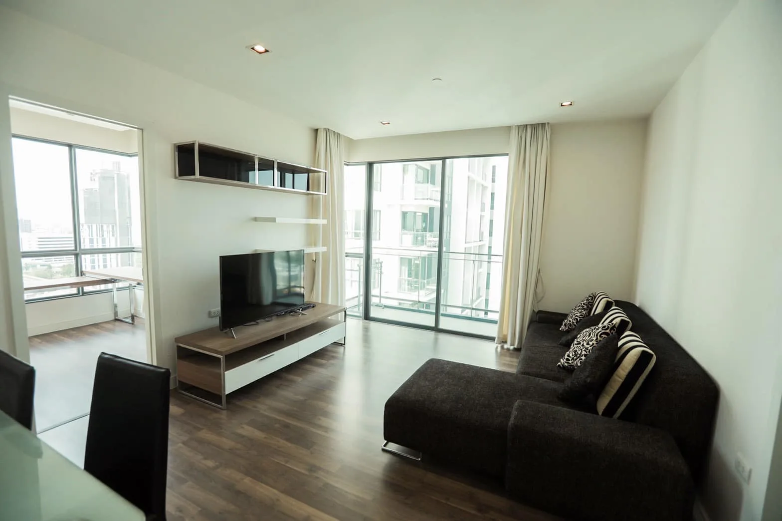 The Room Sukhumvit 62 — photo 1