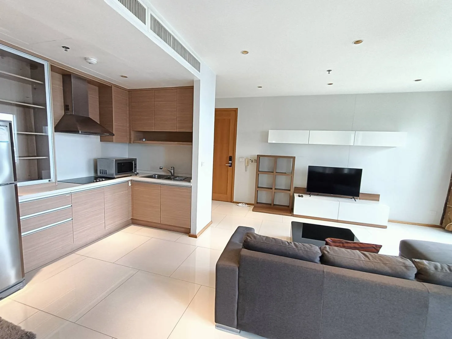 The Emporio Place — photo 4