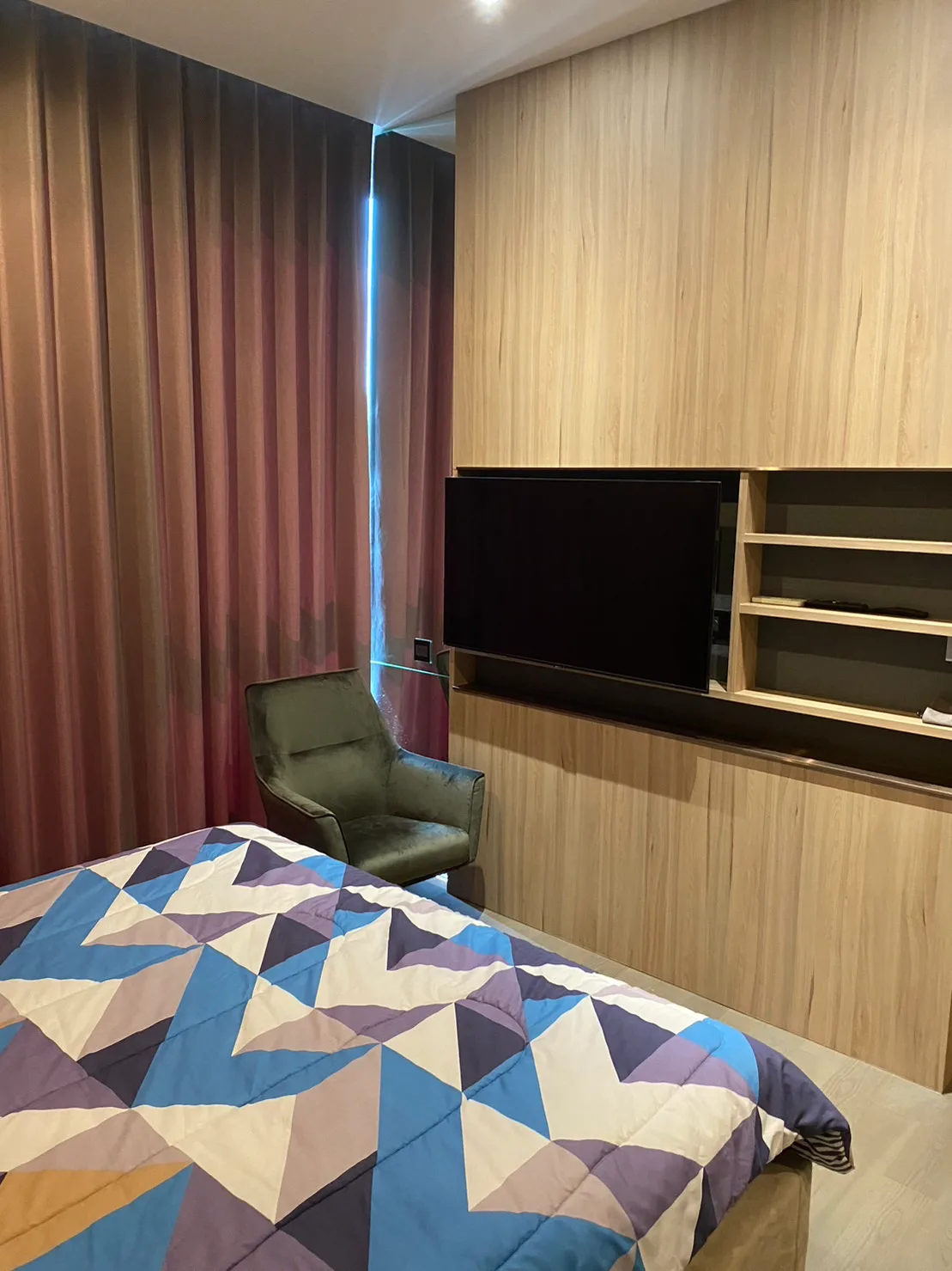 The Esse at Singha Complex — photo 9