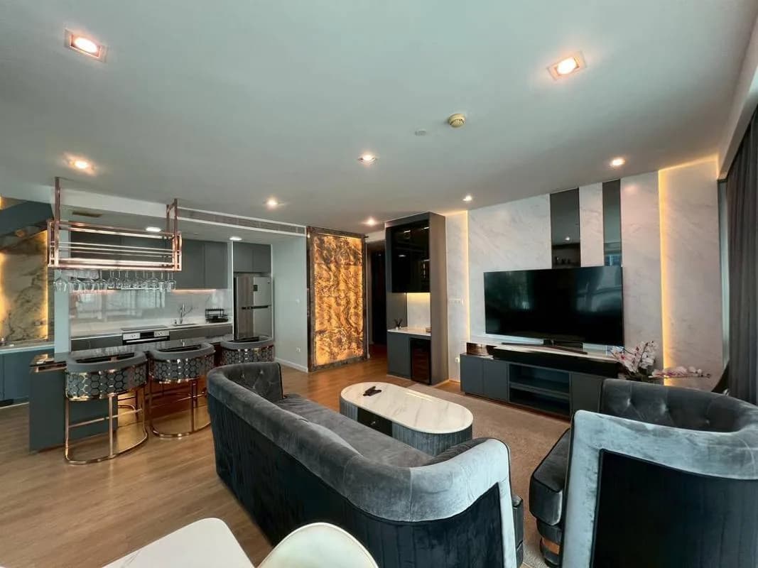 The Room Sukhumvit 21 — photo 2