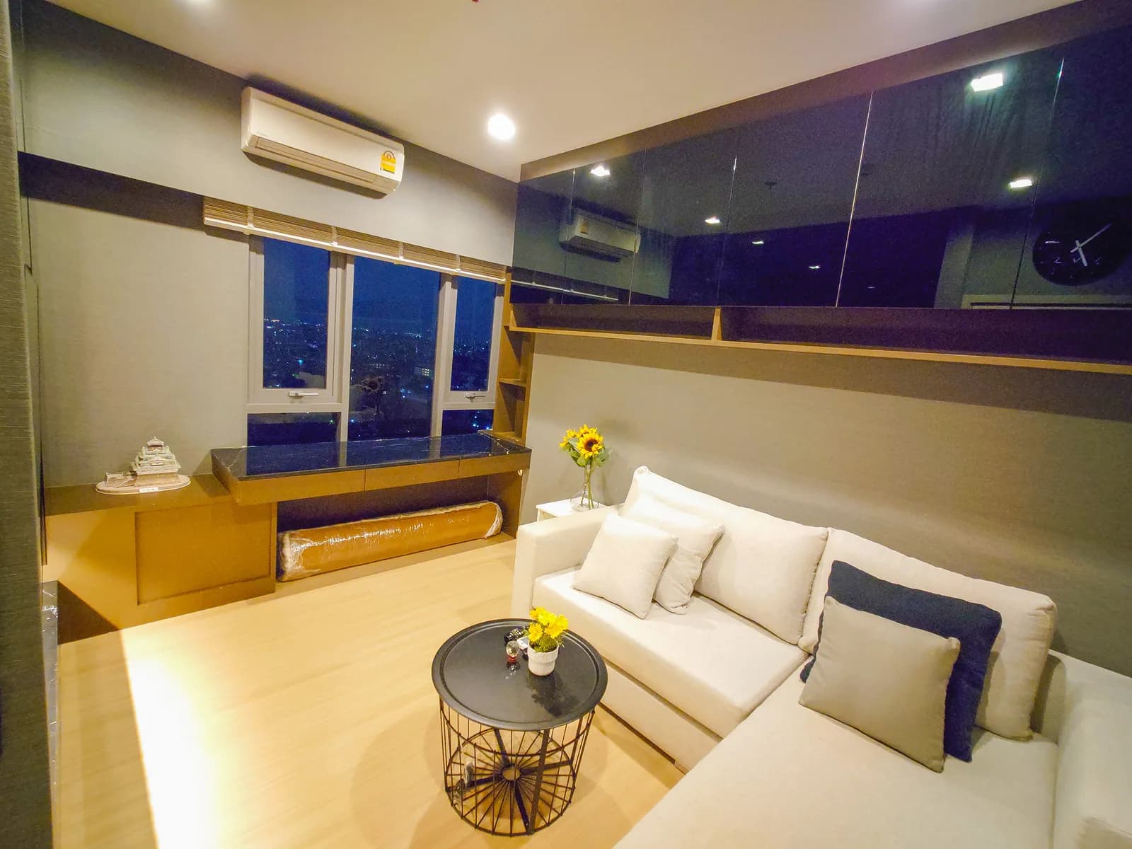 Whizdom Connect Sukhumvit — photo 1