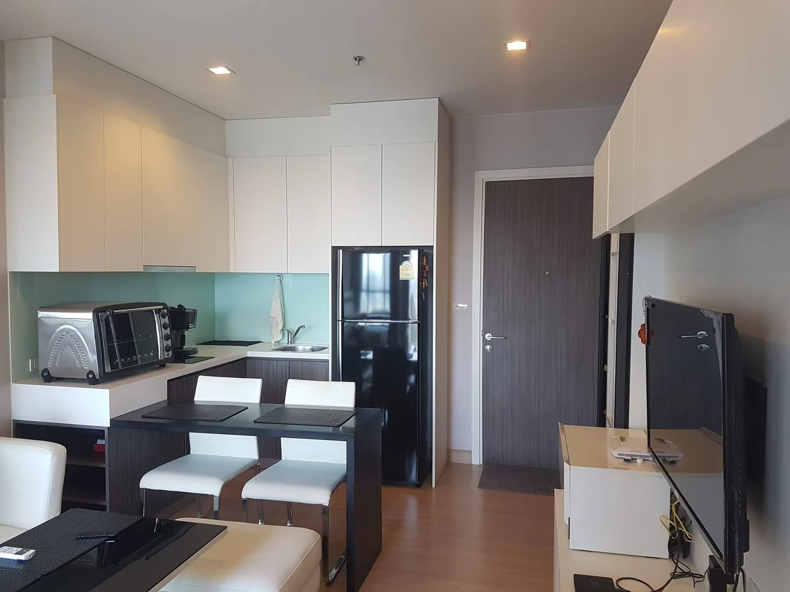 Urbano Absolute Sathon - Taksin — photo 1