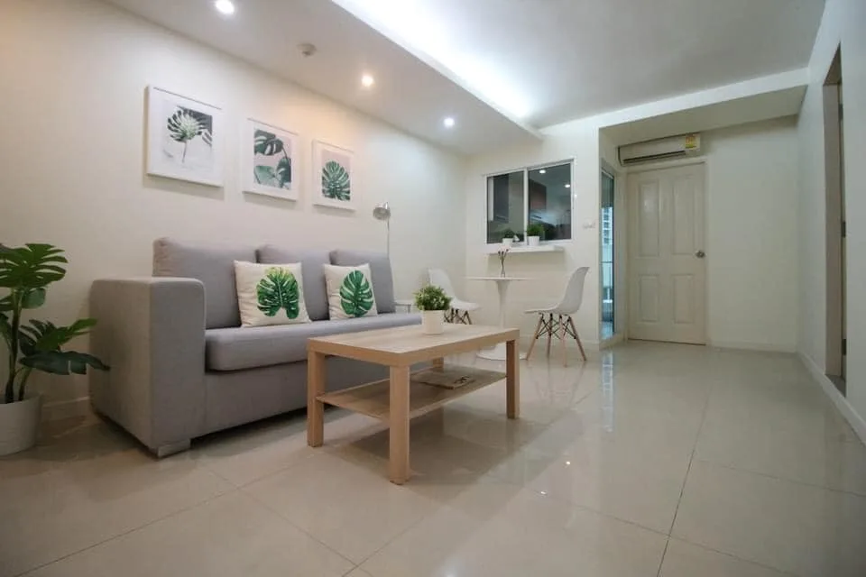 Zenith Place Sukhumvit 71 — photo 1