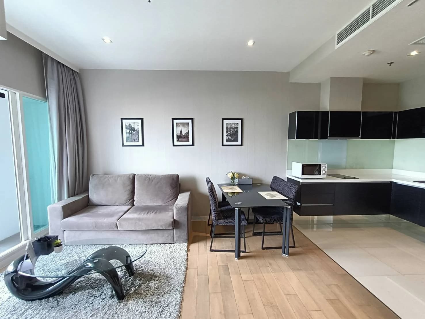 Eight Thonglor Residence — photo 1