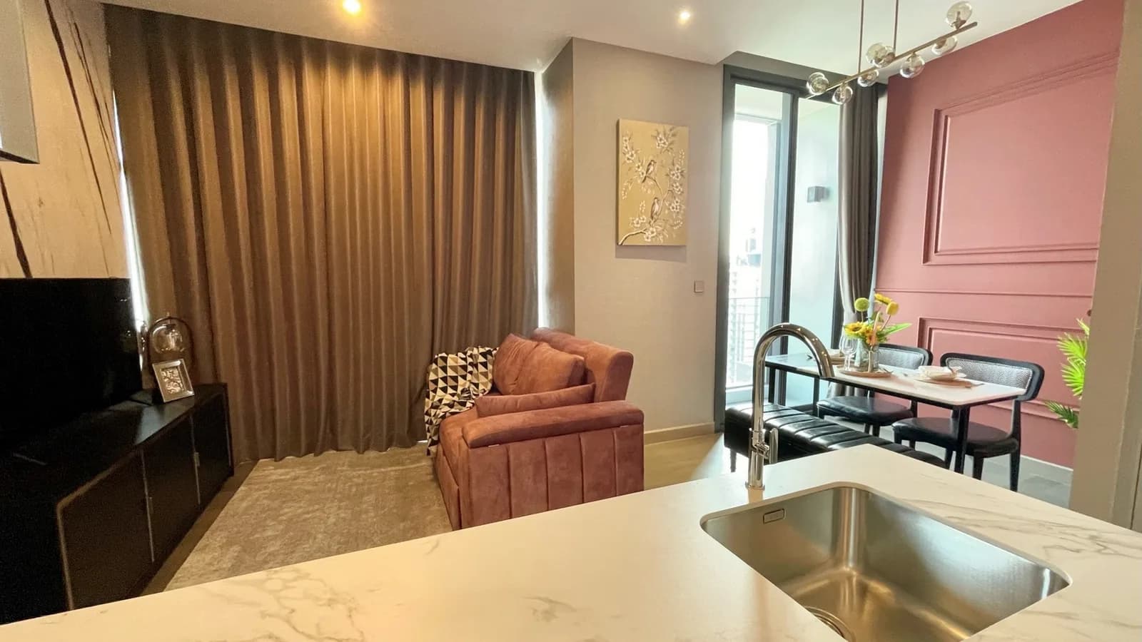 The Esse at Singha Complex — photo 2