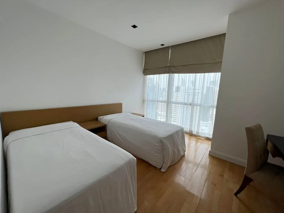 Athenee Residence — photo 10