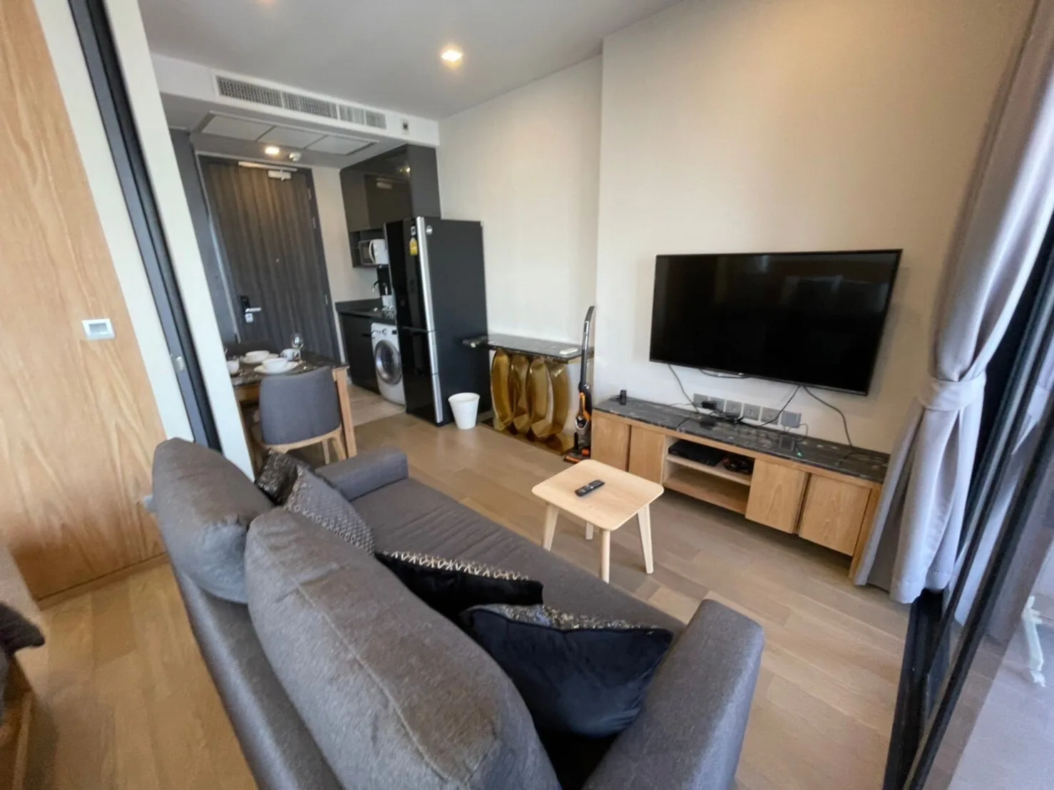 Ashton Asoke — photo 1