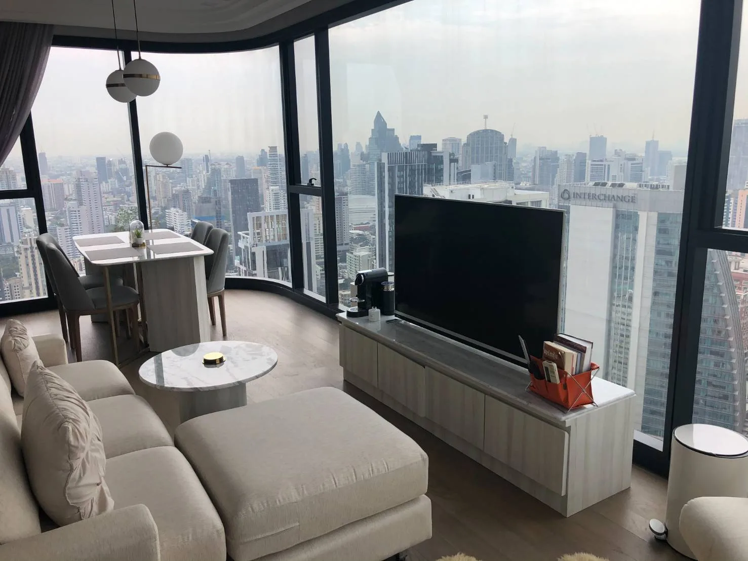 Ashton Asoke — photo 3