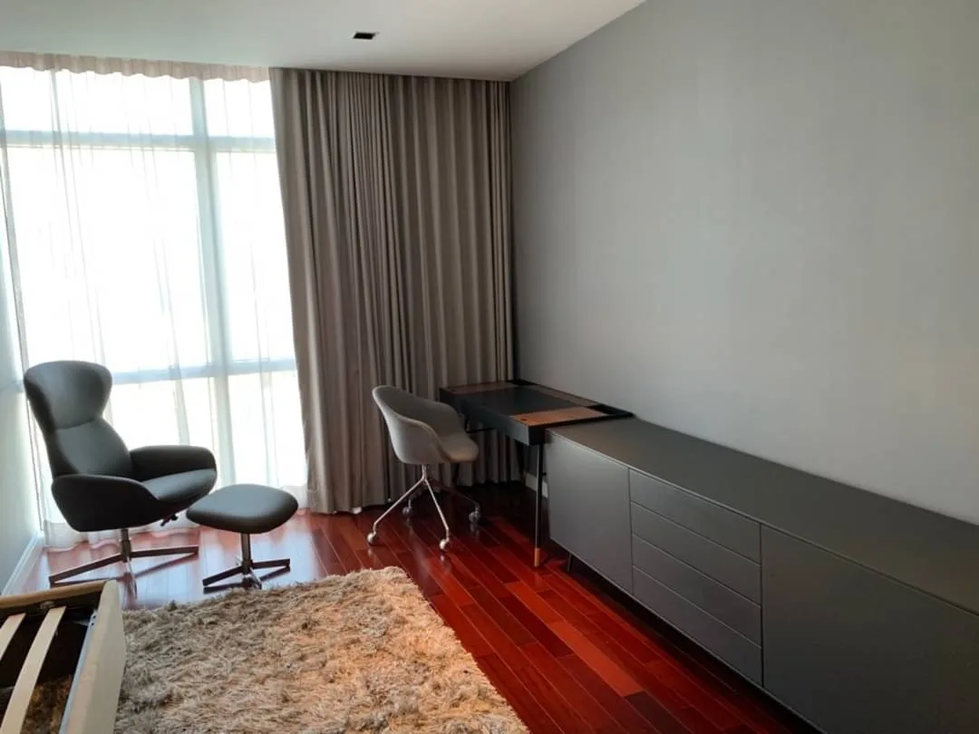 Athenee Residence — photo 13