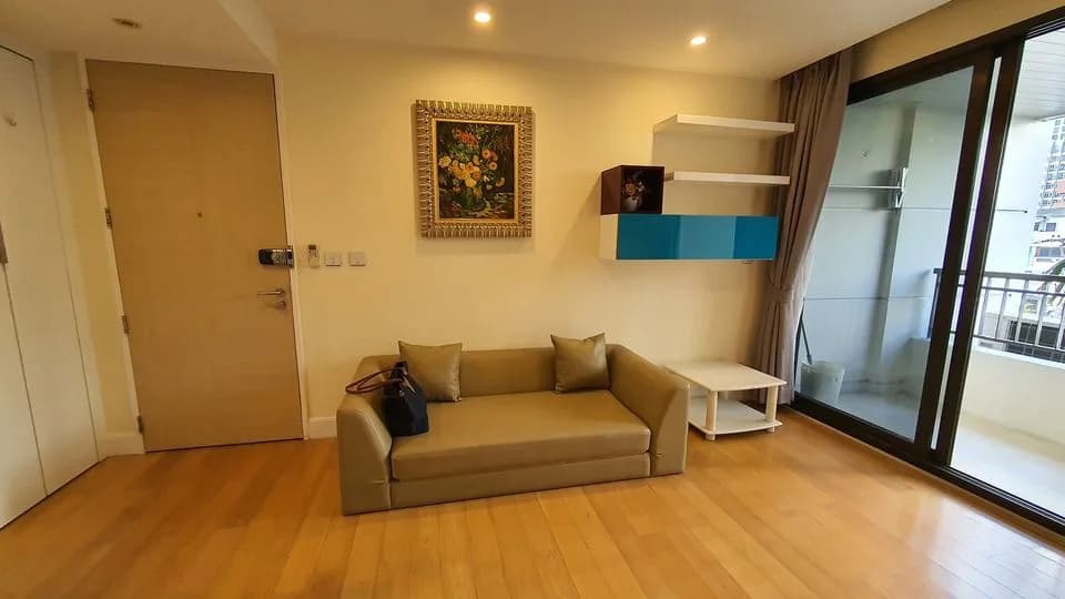 Collezio Sathorn - Pipat — photo 3