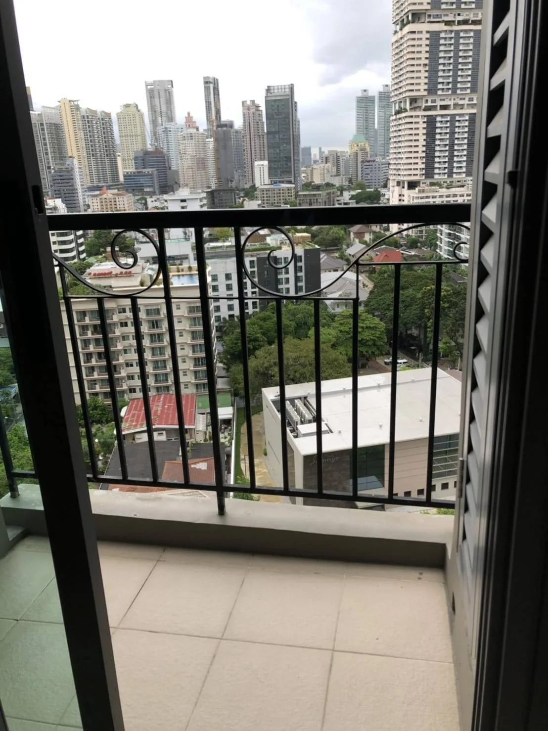 The Crest Sukhumvit 34 — photo 5