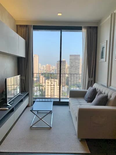 Edge Sukhumvit 23