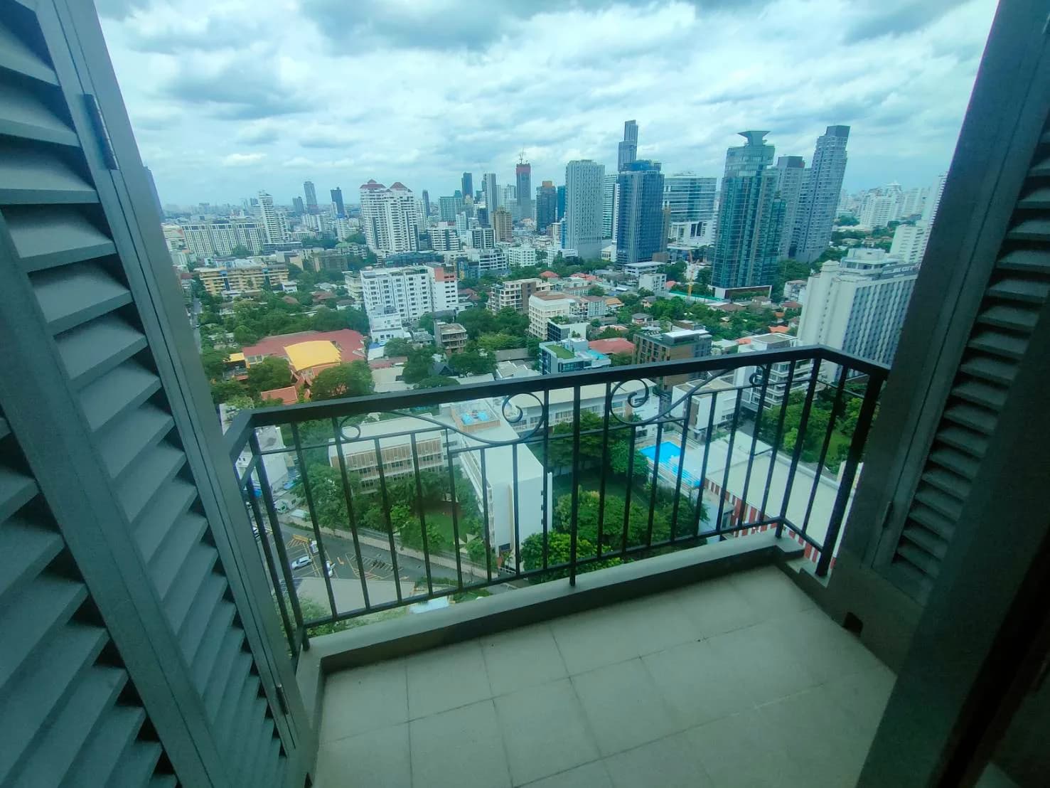 The Crest Sukhumvit 34 — photo 10