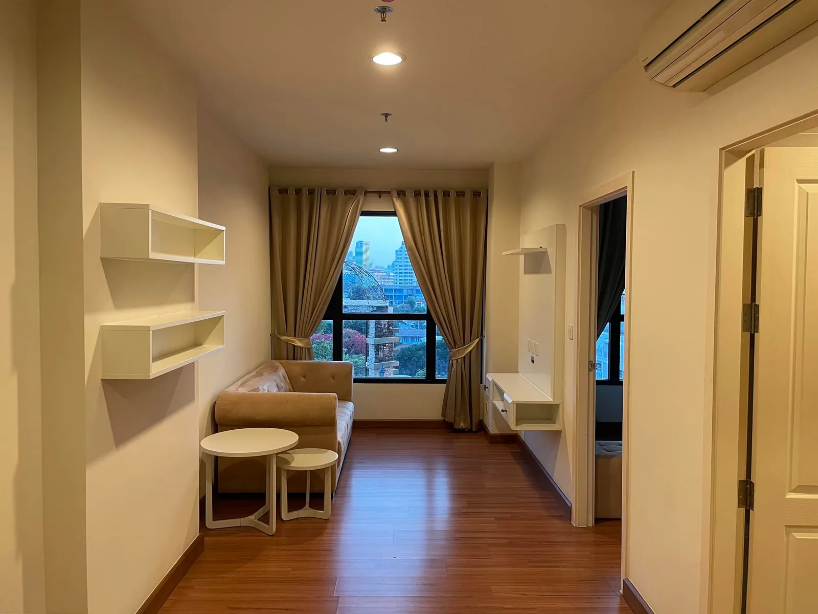The Crest Phahonyothin 11 — photo 1